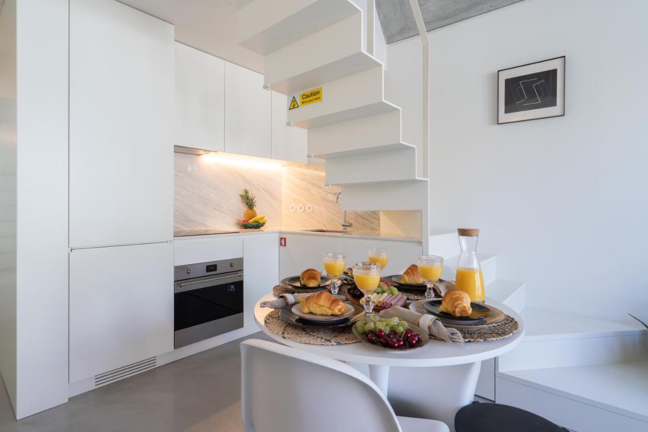 Host Wise - Luxurious Private Flats - Balcony Apartamento