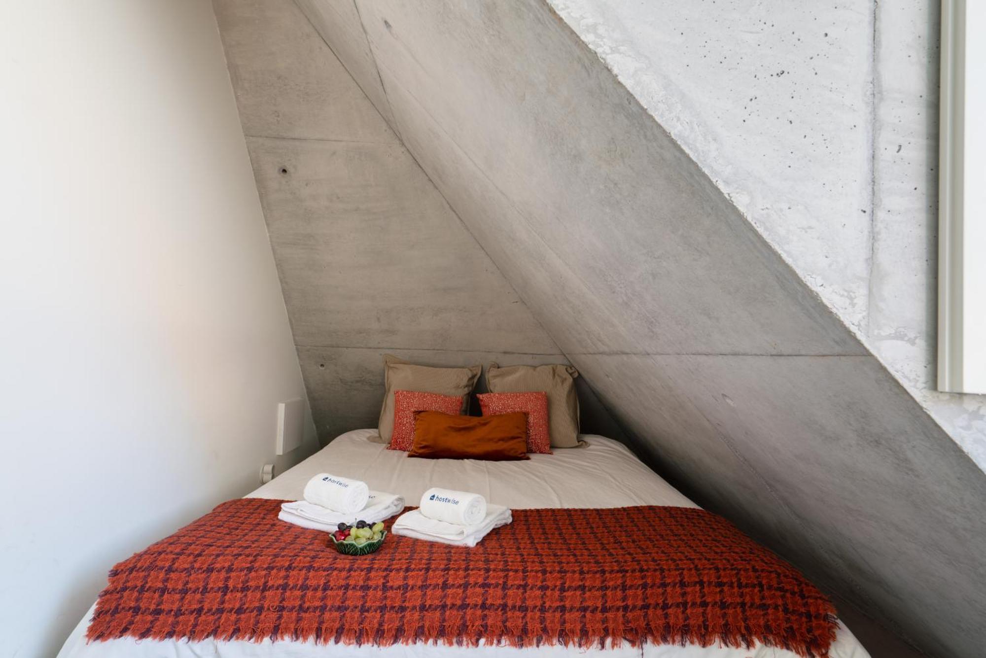 Apartamento Host Wise - Luxurious Private Flats - Balcony